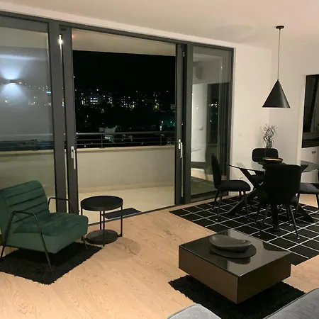 Luni * ドゥブロブニク