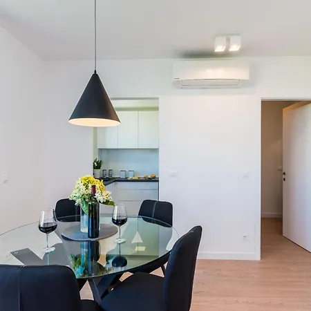 Luni アパート ドゥブロブニク