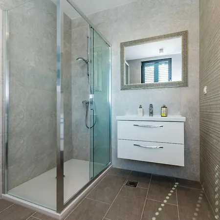 Luni * Дубровник