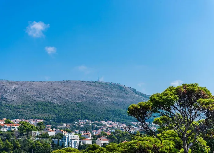 Luni Διαμέρισμα *